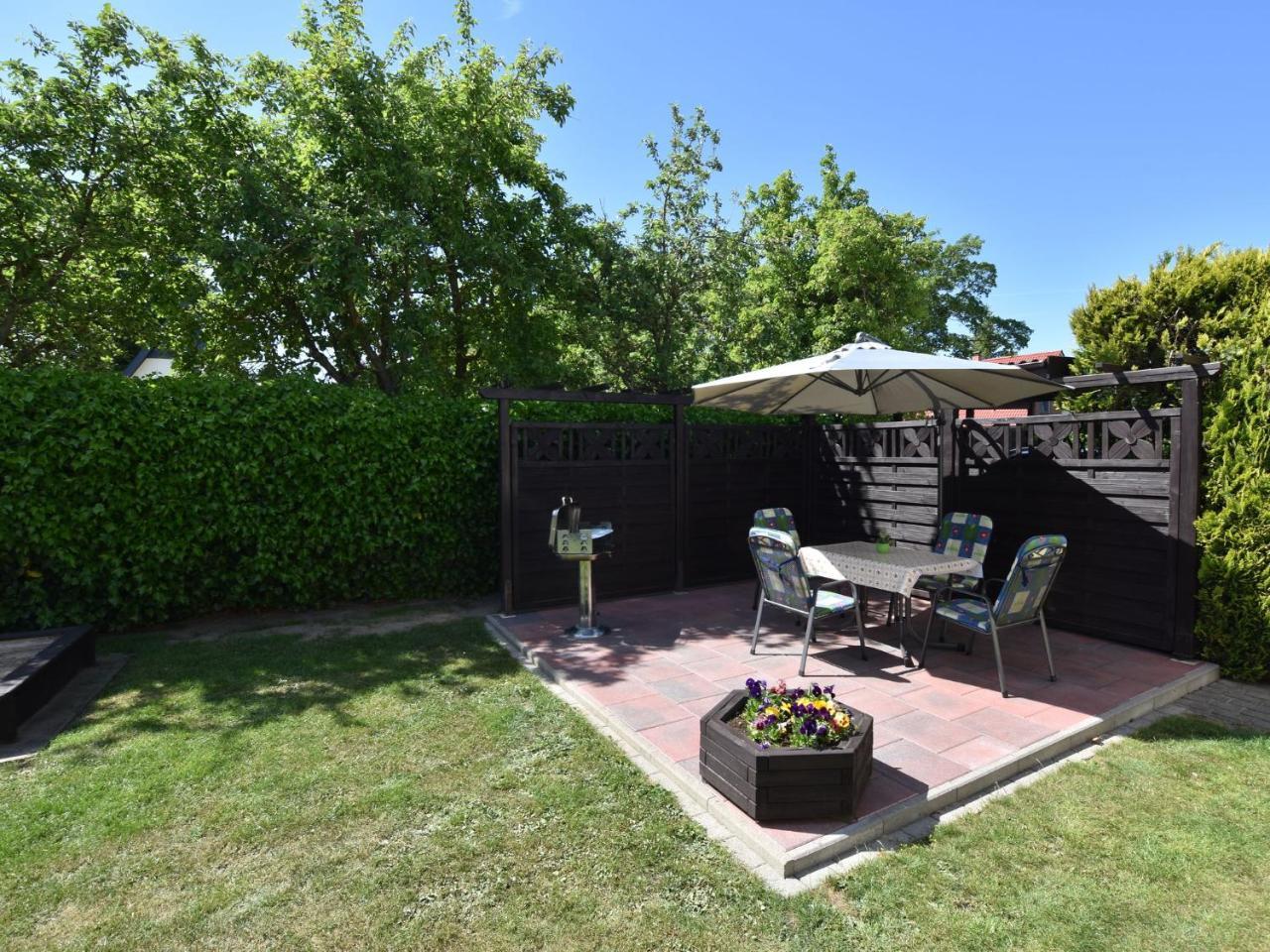 Spacious Holiday Home In Krusenhagen With Garden Zewnętrze zdjęcie